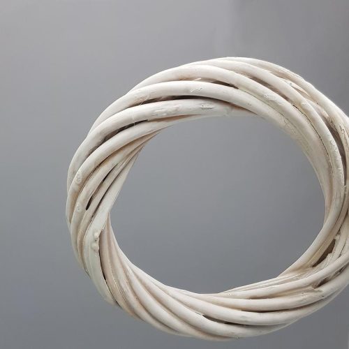 Vessző koszorú fehér 10cm