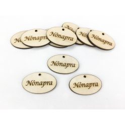   Natúr fa - "Nőnapra" ovál tábla 4cm 10db/csomag