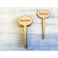   Natúr fa - "Szeretettel" beszúrós gravírozott tábla 5db/csomag