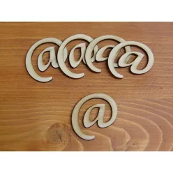 Natúr fa - Betű Carmen 5db/csomag 5cm