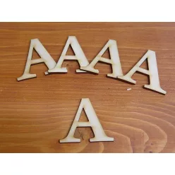 Natúr fa - Betű Carmen 5db/csomag 5cm