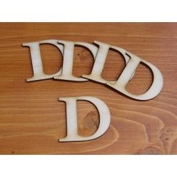 Natúr fa - Betű Carmen 5db/csomag 5cm