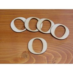 Natúr fa - Betű Carmen 5db/csomag 5cm