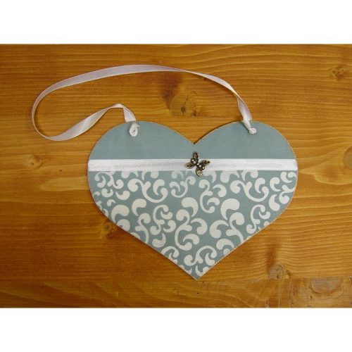 Natúr fa - Szív pufi 25cm