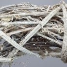 Inda koszorú fém vázon kicsi 24cm