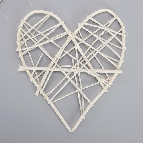 Fonott hálós szív 20cm