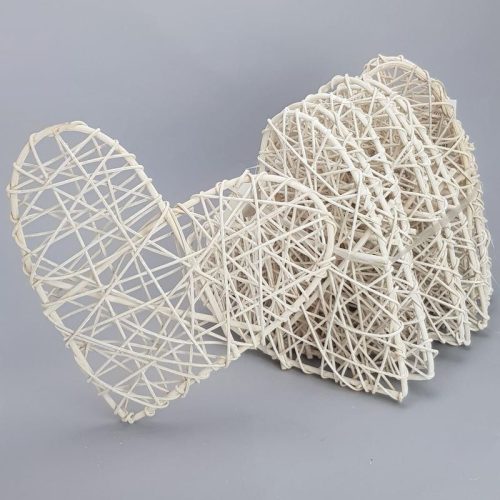 Fonott hálós szív 25cm