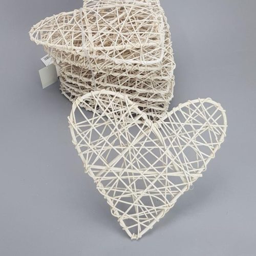 Fonott hálós szív 25cm