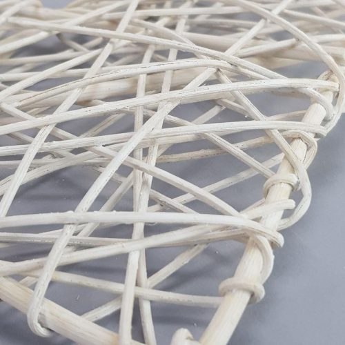 Fonott hálós szív 25cm