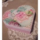 Fa tükrös szív doboz