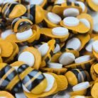 Fa méhecske dekor öntapadós 18x24mm 50db/cs