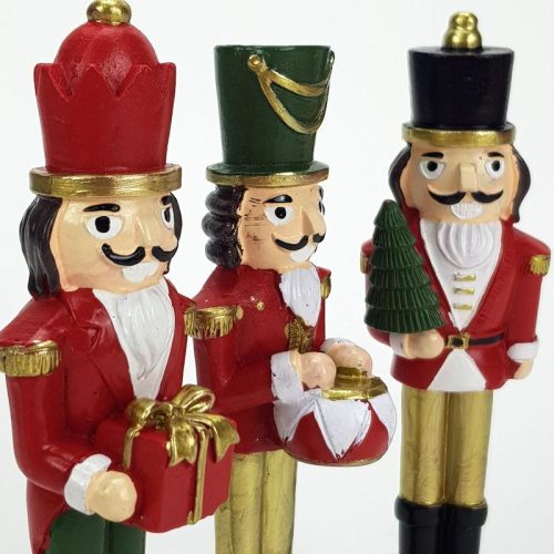 Diótörő dobbal piros