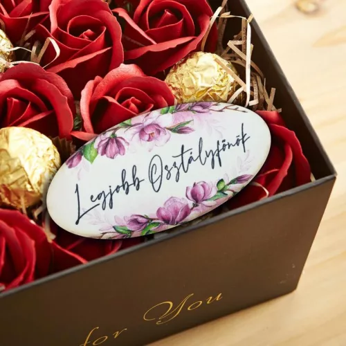 Nyomtatott dekorkarton - Legjobb osztályfőnök ovál tábla 3db