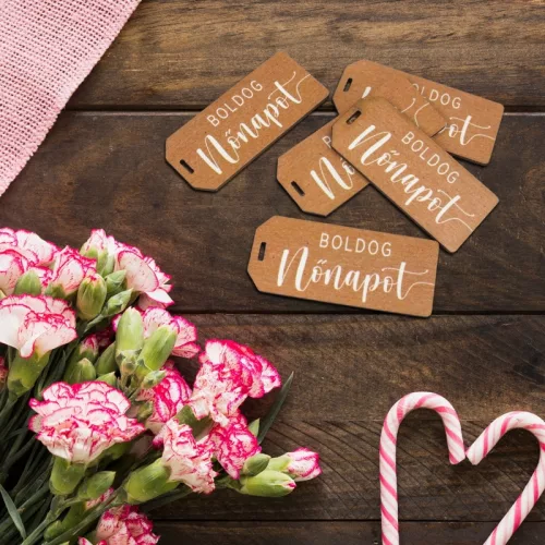 Nyomtatott dekorkarton - Boldog nőnapot scrapbook táblák 5db/cs natúr