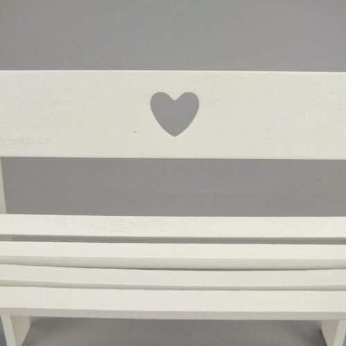 Fehér szíves pad 16,5x7x12,5cm - KIFUTÓ