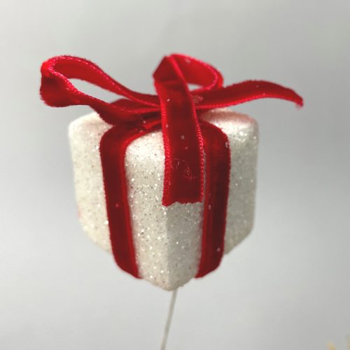 Ajándékcsomag betűző 12/cs