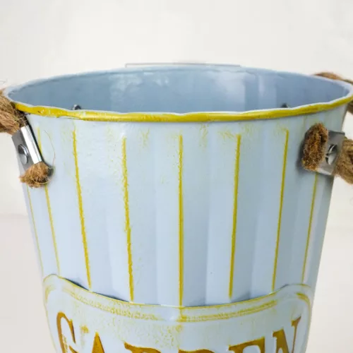 Bordázott bádog váza kék 15x25cm