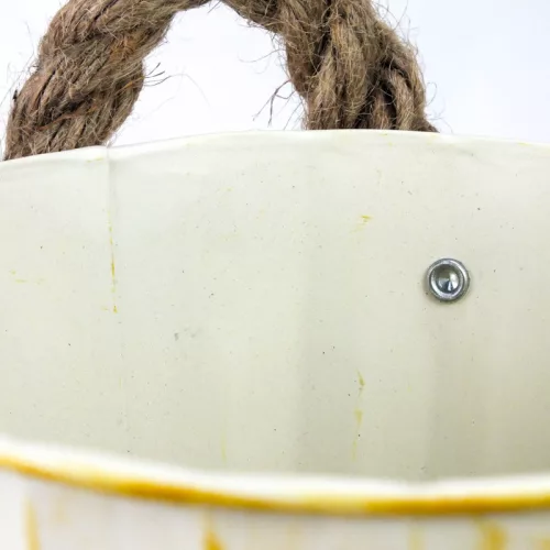 Bordázott bádog váza krém 15x25cm